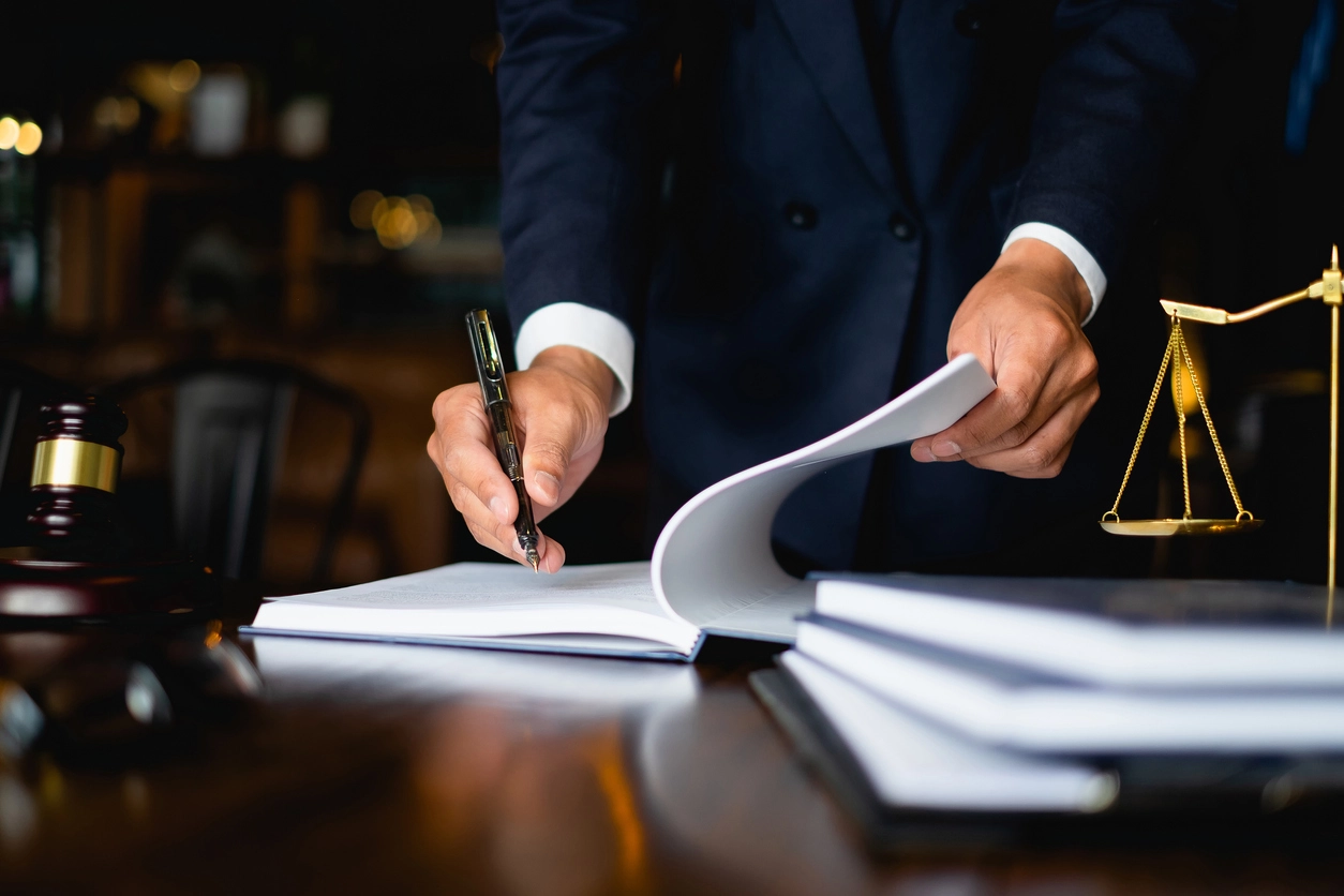Ultimate-Guide-to-Hiring-a-Personal-Injury-Lawyer-in-Las-Vegas - IFEDIBA LAW GROUP, P.C. Ultimate-Guide-to-Hiring-a-Personal-Injury-Lawyer-in-Las-Vegas